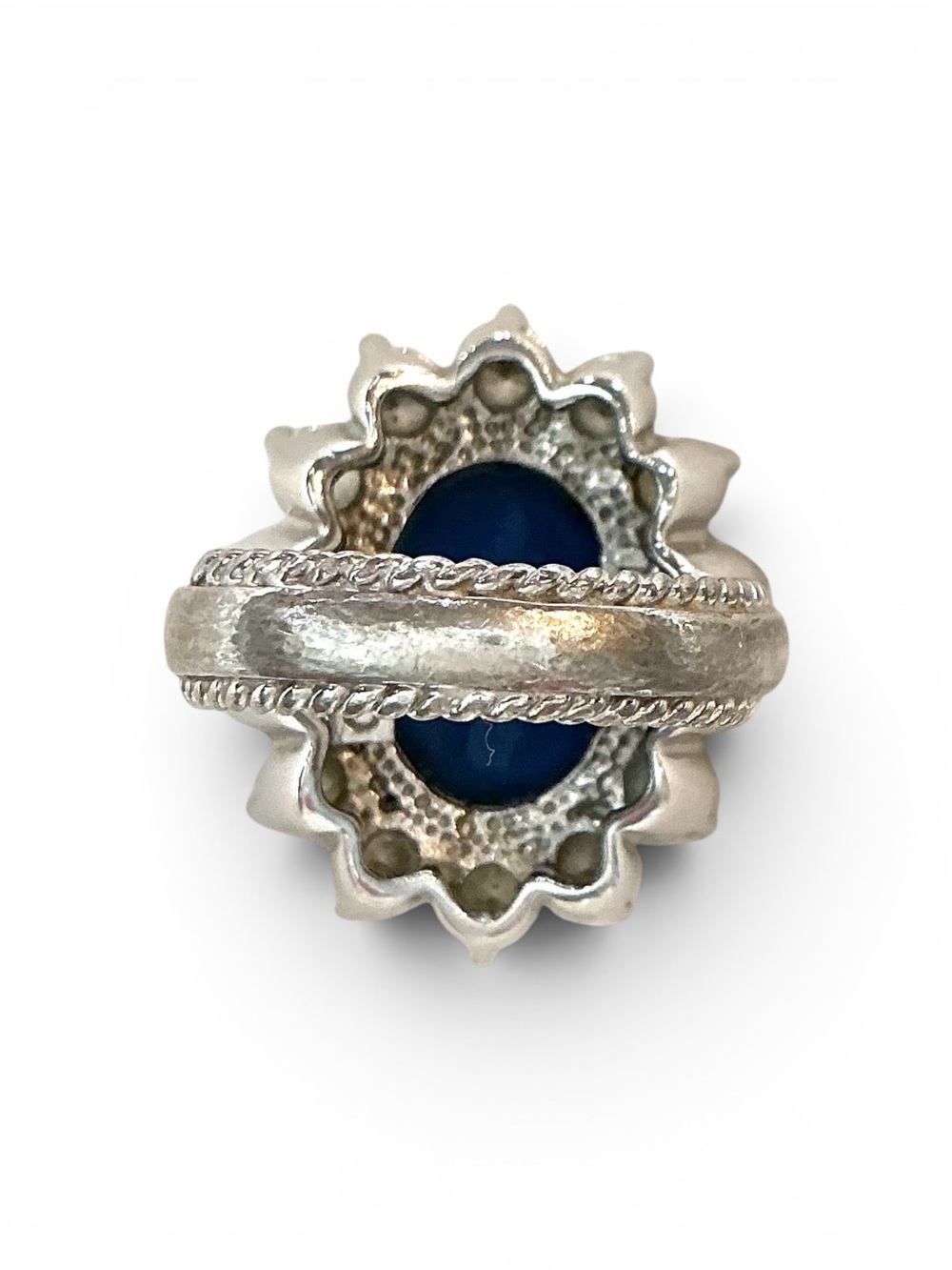 Kenneth Jay Lane Blue and White Halo Statement Ring - Picture 3 of 14